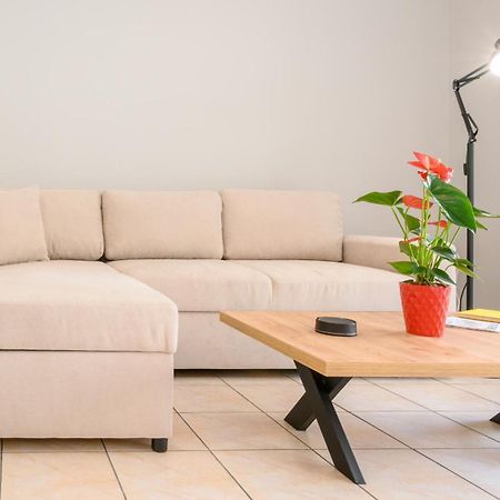 The Skyward Flats Apartment Неа Смирни Екстериор снимка